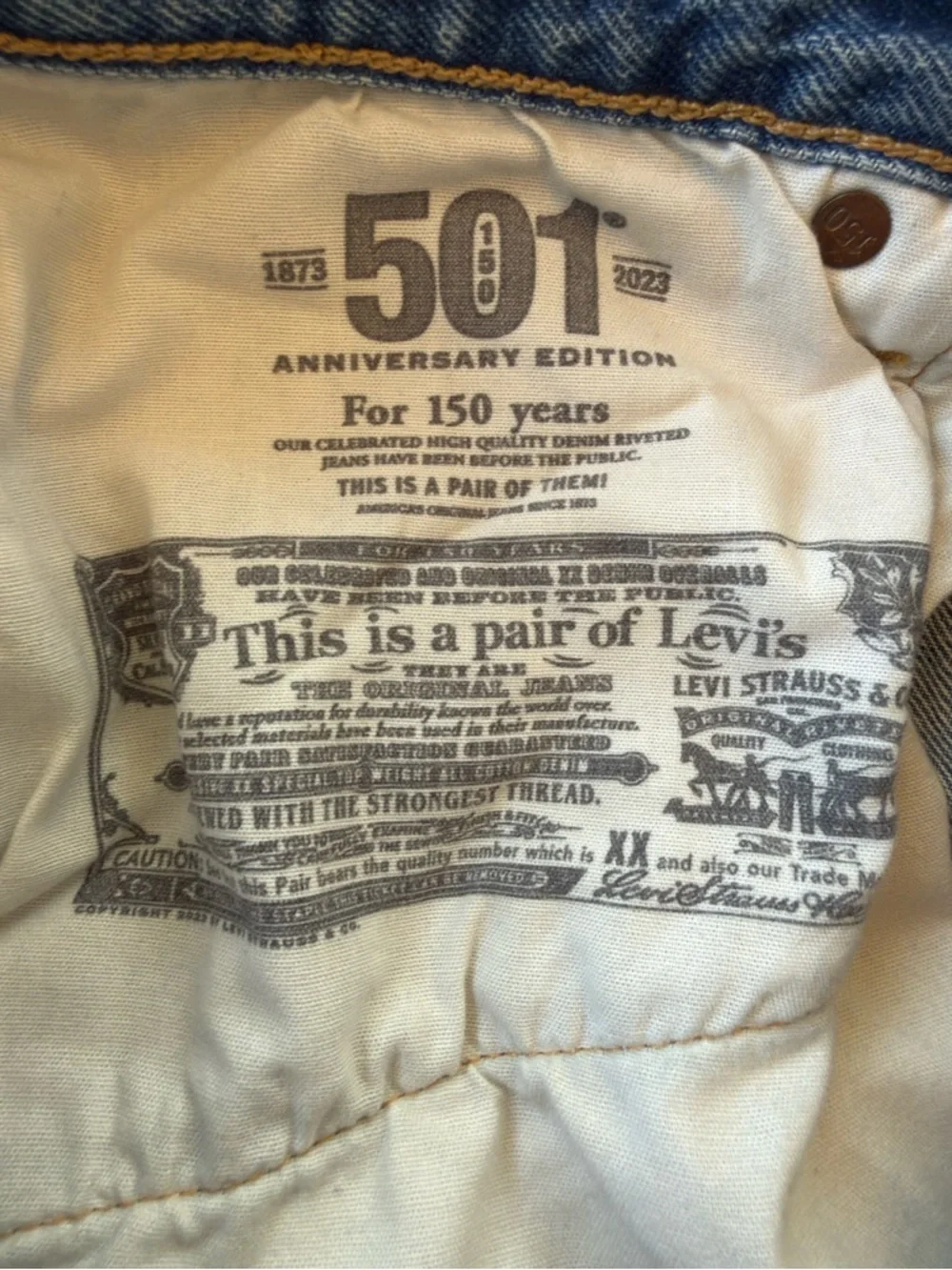 Special Anniversary Edition Levi's‎ Blue Straight Leg Jeans with Heart Patch